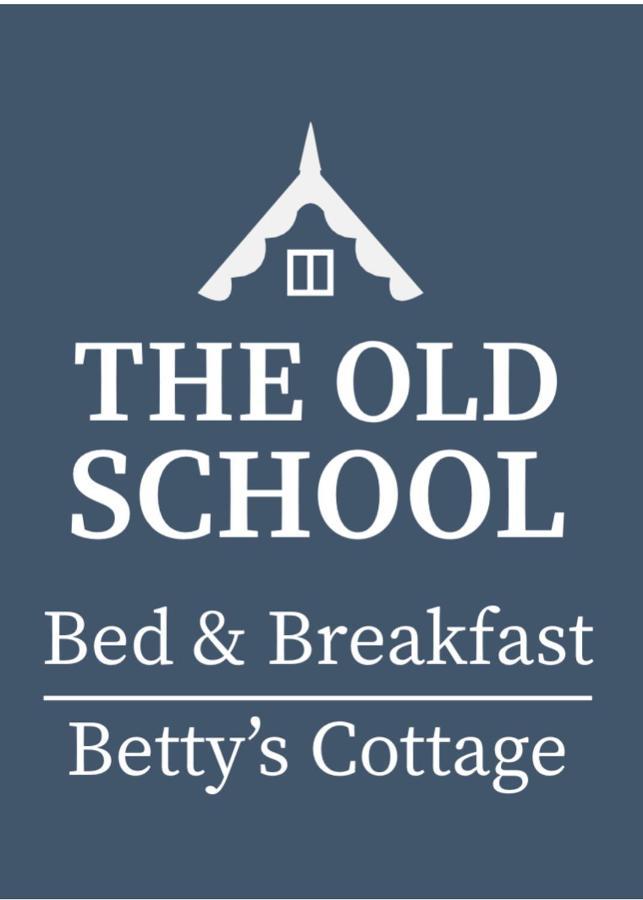The Old School And Betty'S B&B Whitehaven Bagian luar foto